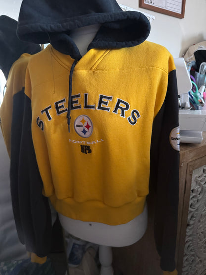 Cropped Stealers Hoodie