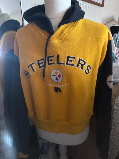 Cropped Stealers Hoodie