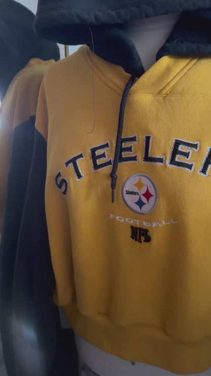 Cropped Stealers Hoodie